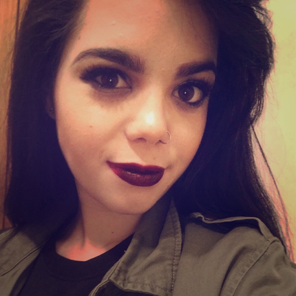 Meet your Posher, Mandy